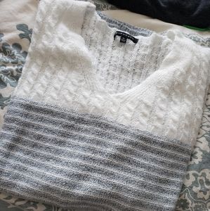 Staccato Soft V-Neck Sweater
